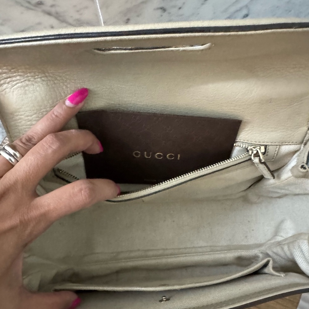 Gucci Bamboo handbag - Picture 10 of 13